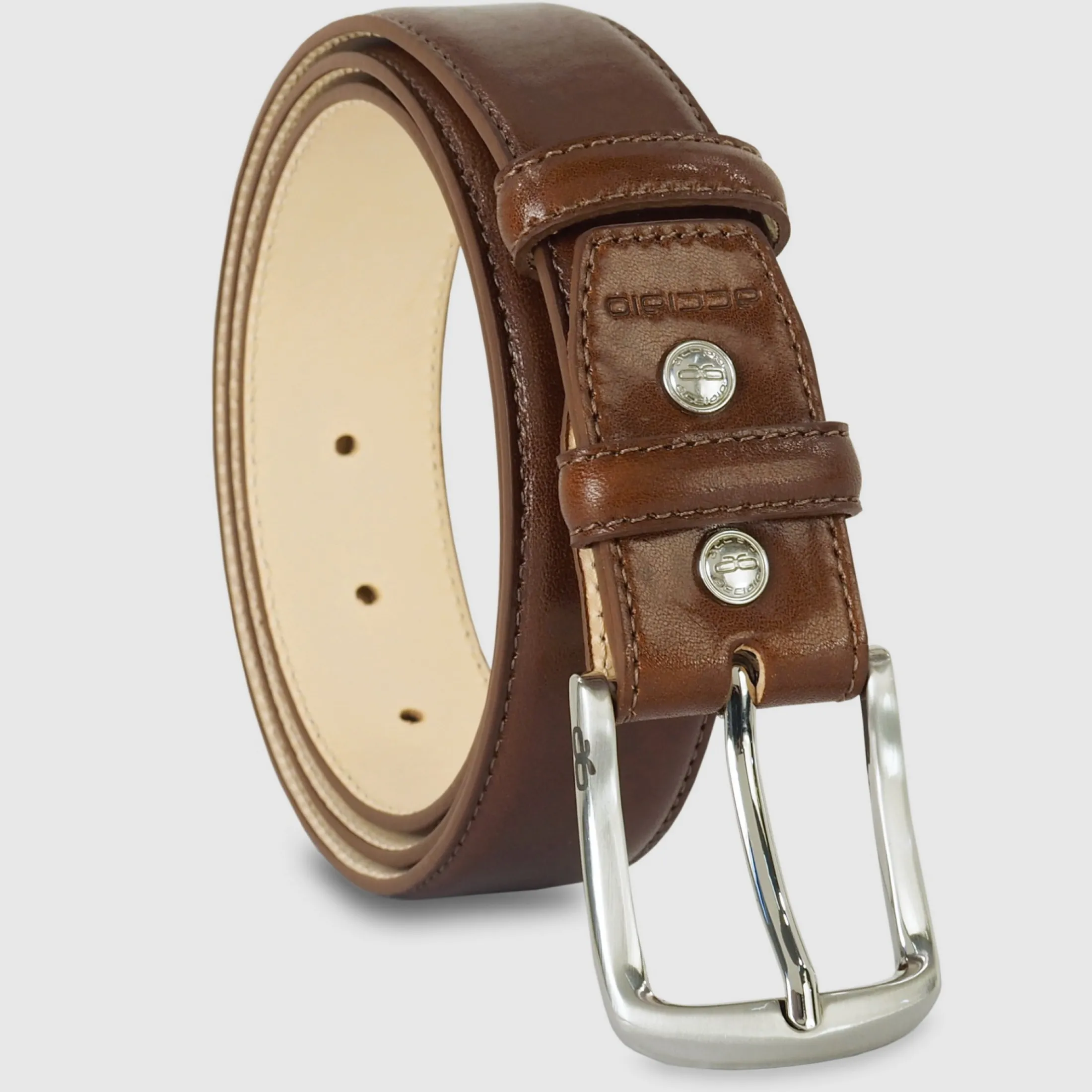 cintura_classica_uomo_jad_0-2.webp Cintura classica uomo Jade in pelle Vacchetta Cognac