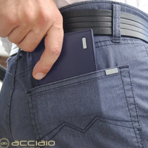 Portafoglio uomo medio con portamonete e patta in pelle Liscia Blu Ink