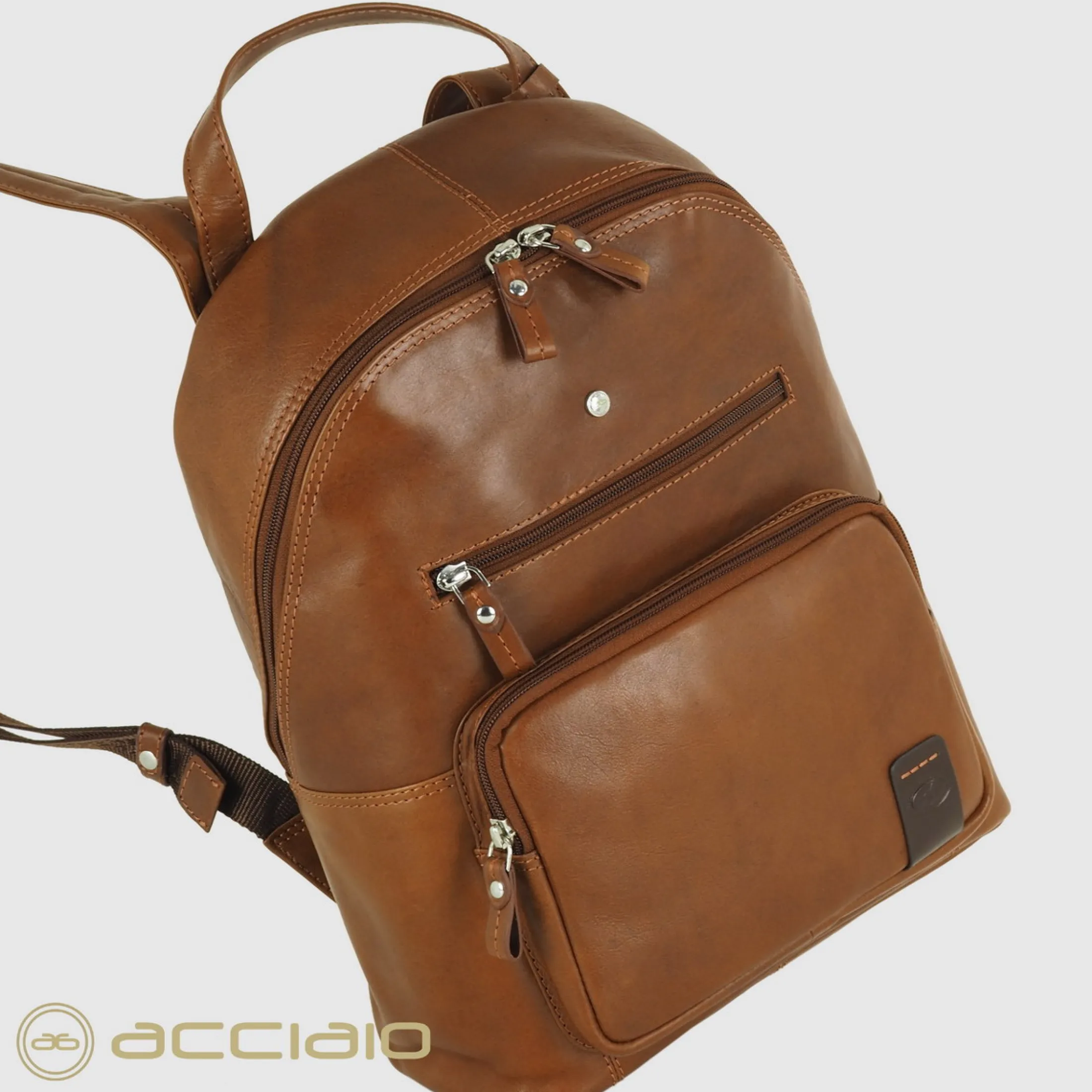 zaino_in_pelle_carnaby_st_4.webp Zaino in pelle Carnaby St. 13" Castagno
