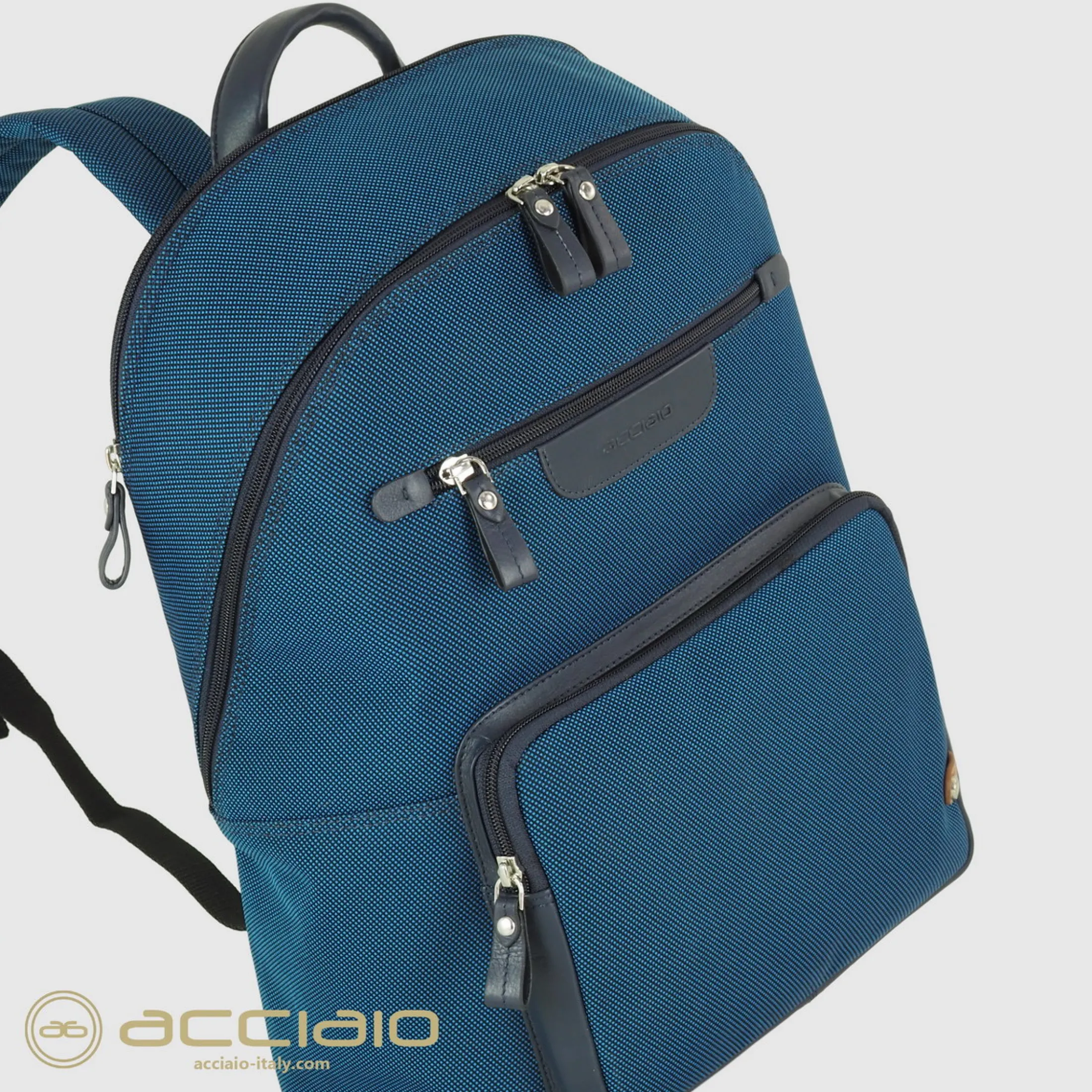 zaino_porta_pc_geo__tessu_2.webp Zaino porta pc Geo 15" tessuto e pelle Blu Cobalto