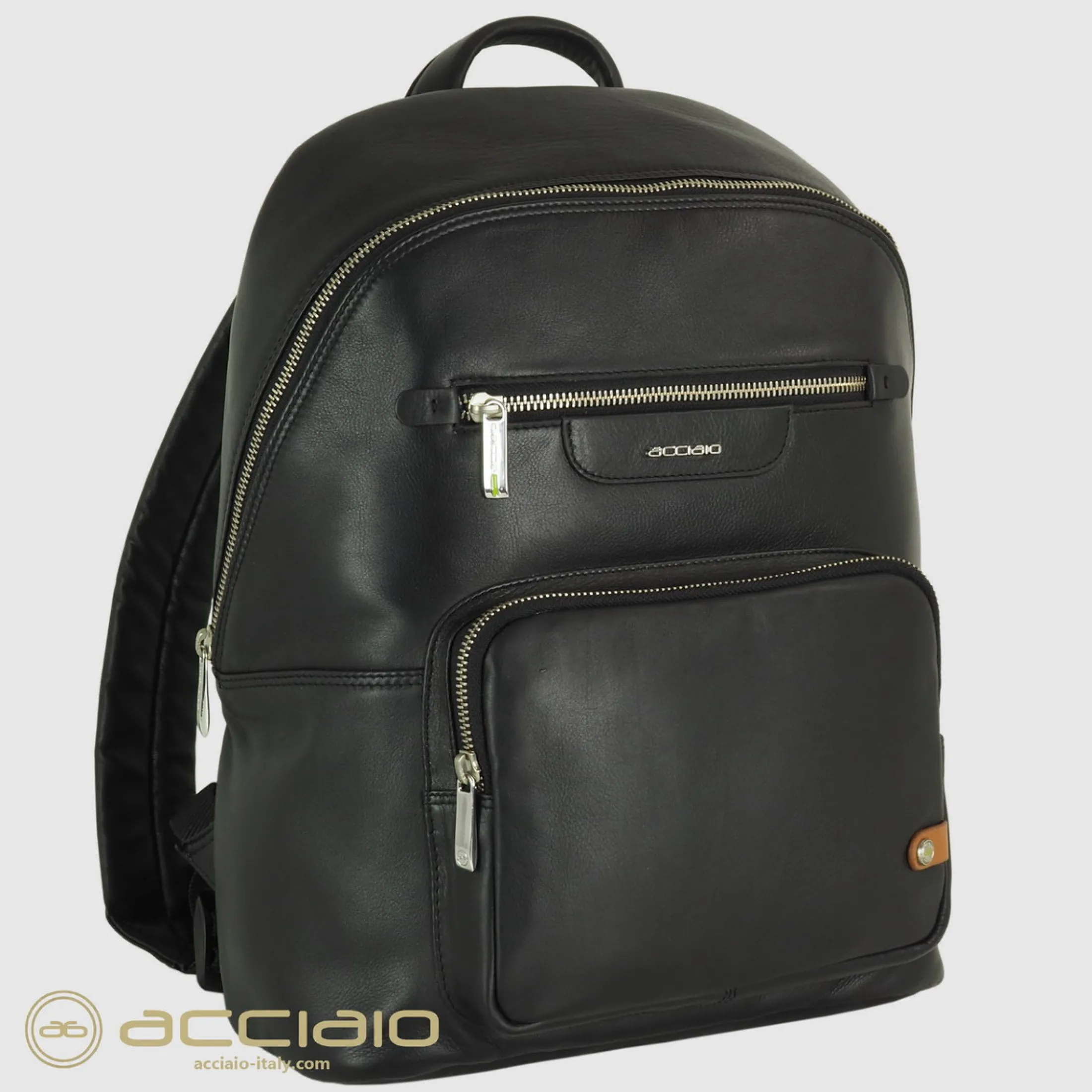 zaino_porta_pc_piccolo_ge_1-2.webp Zaino porta pc piccolo Geo 13" pelle Nero