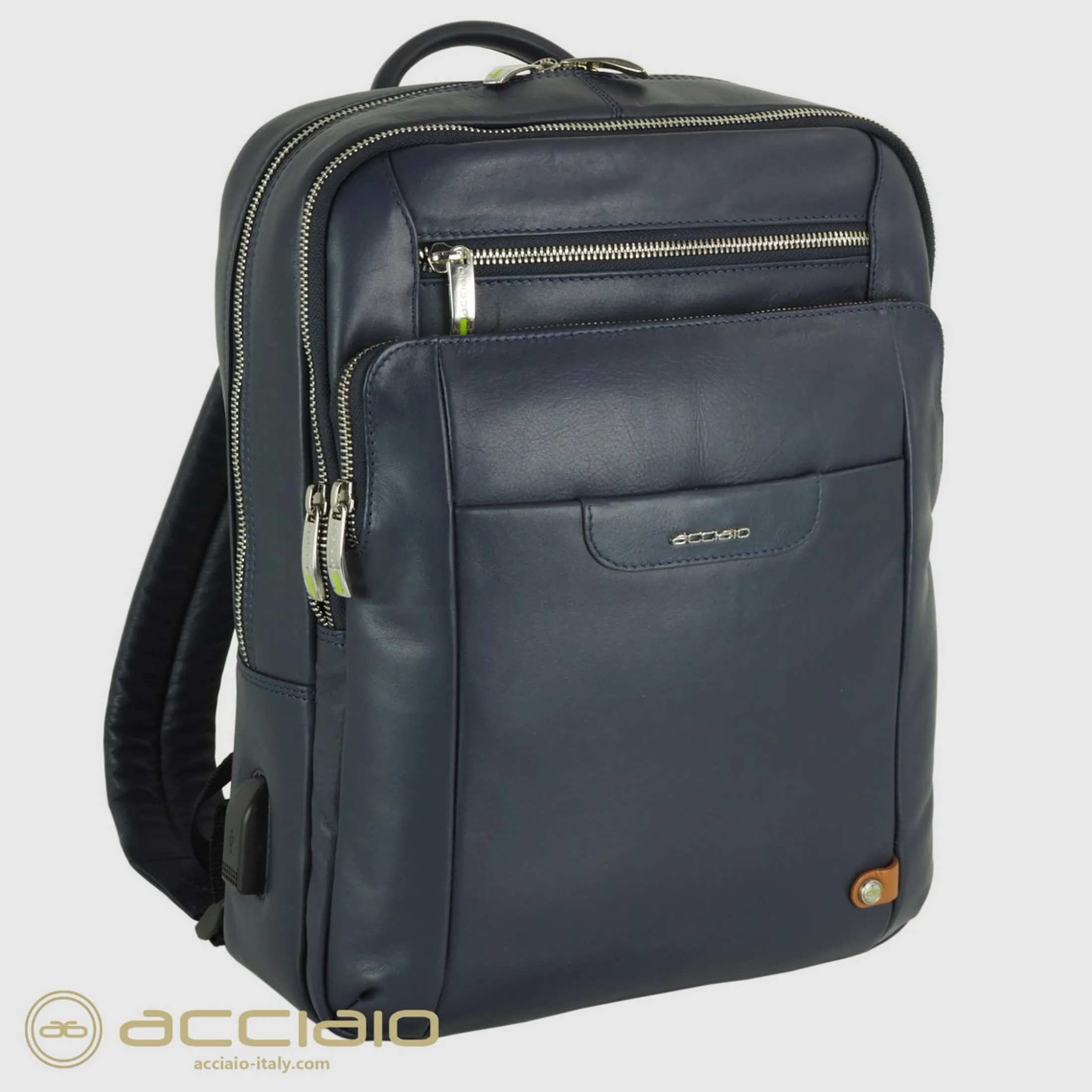 zaino_porta_pc_piccolo_zi_1.webp Zaino porta pc piccolo Zip 13" pelle Blu