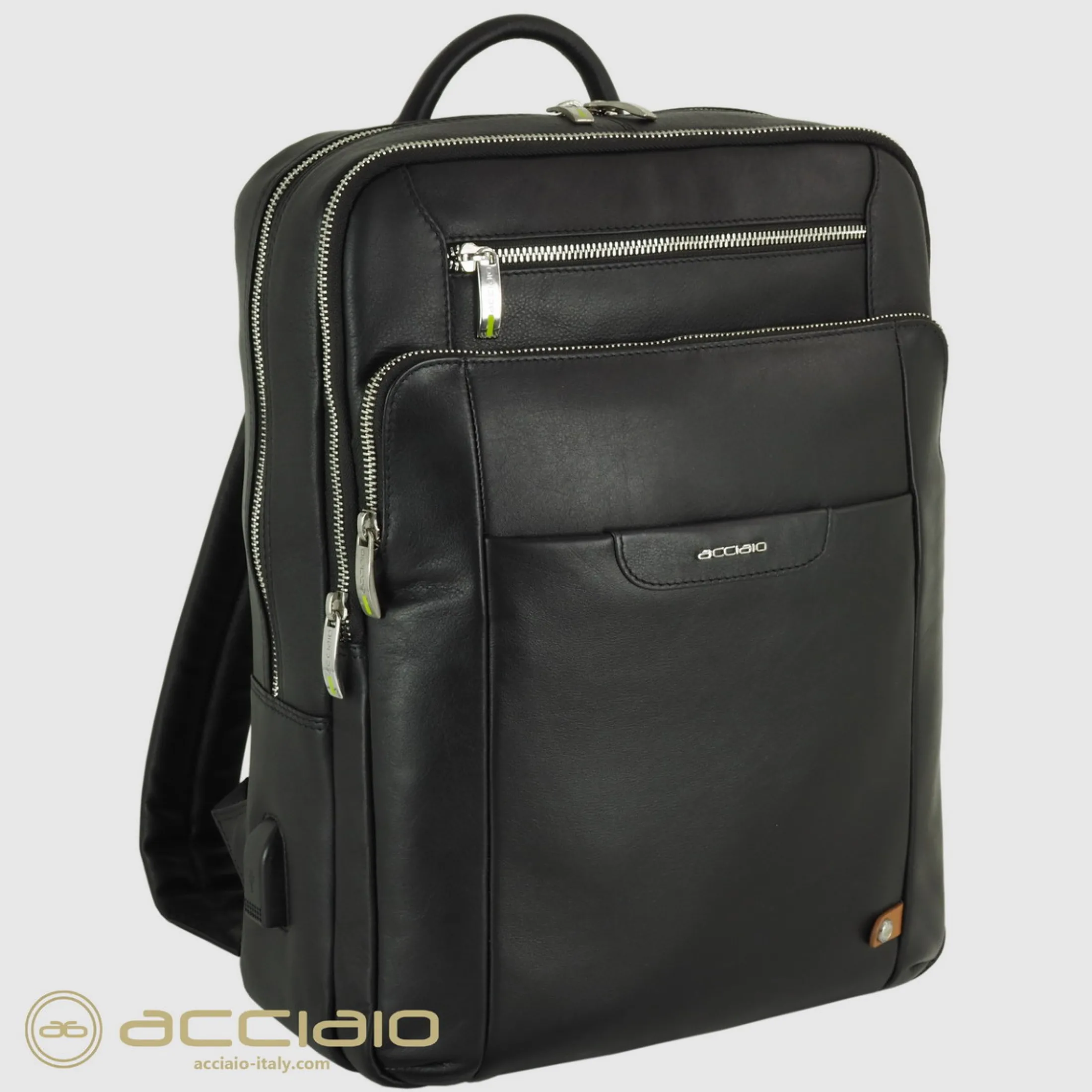 zaino_porta_pc_zip__pelle_1-2.webp Zaino porta pc Zip 15" pelle Nero