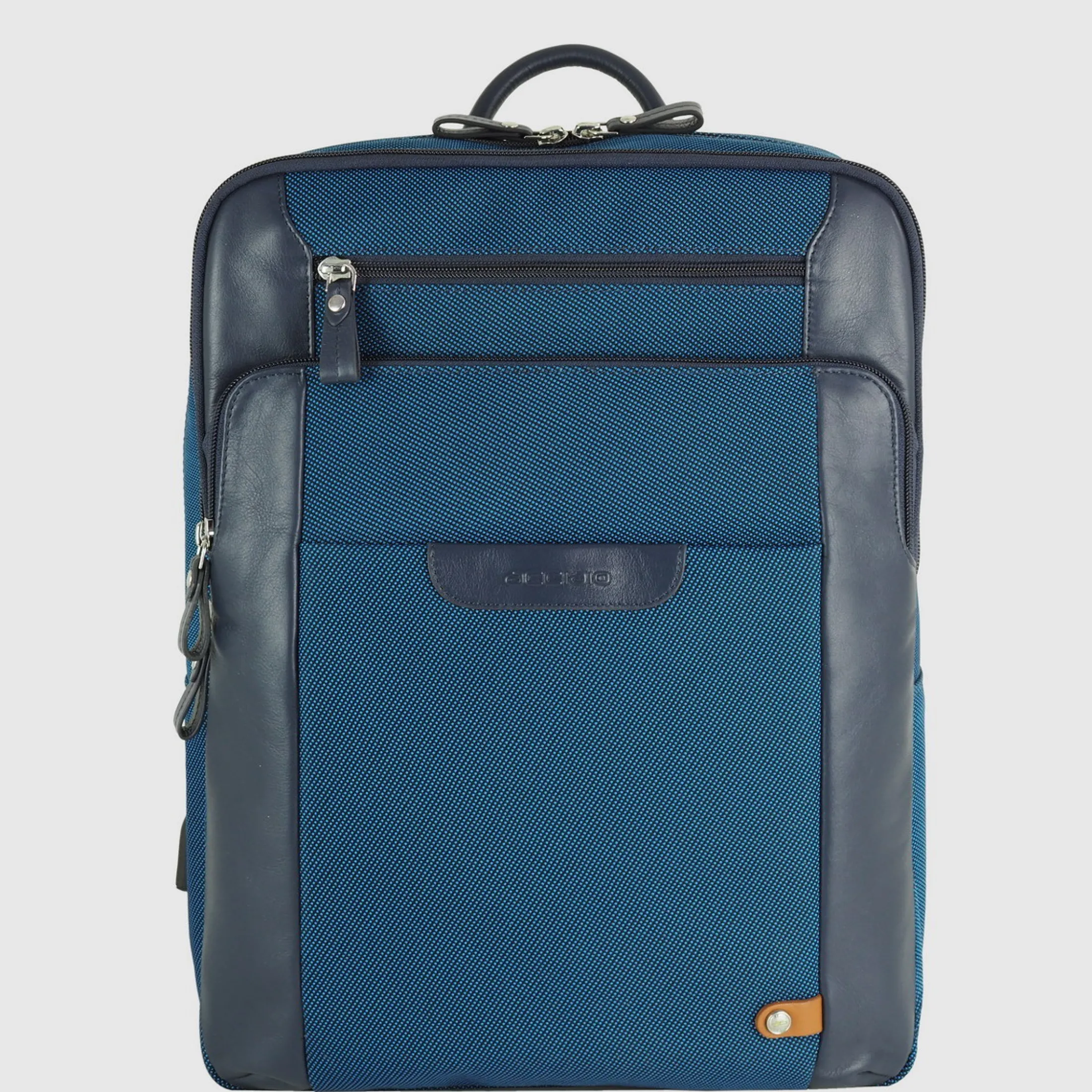zaino_porta_pc_zip__tessu_0.webp Zaino porta pc Zip 15" tessuto e pelle Blu Cobalto
